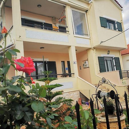Studio Apartments Eirini Pyrgi Thermis المظهر الخارجي الصورة
